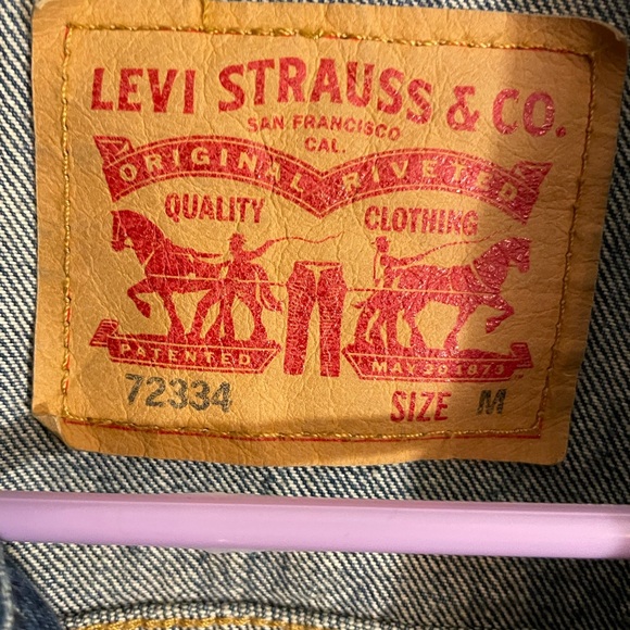 Mens Levi Strauss & Co Levis Red Tag Distressed Long Sleeve Jean Jacket 72334 - Picture 1 of 7